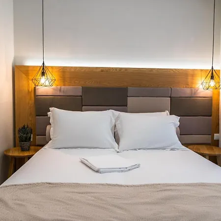Medusa Luxury Néa Péramos