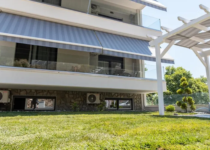 Medusa Luxury 公寓 Néa Péramos